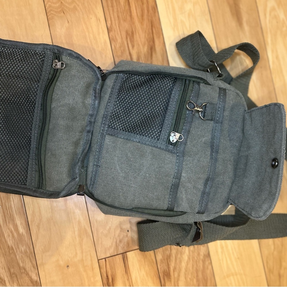 Olive Green Canvas Men’s Crossbody Chest Bag - Picture 6 of 12